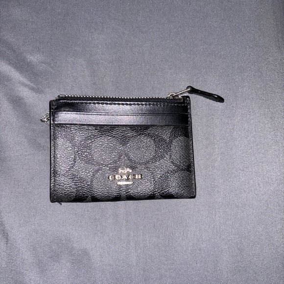 Like New Coach Wallet - Picture 7 of 7